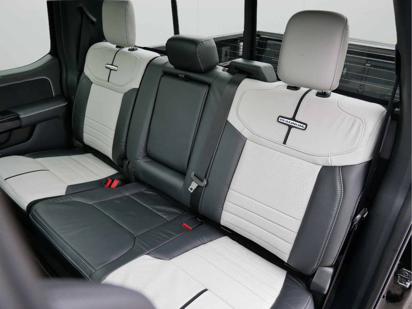 2023 Ford F-150 Lightning Platinum