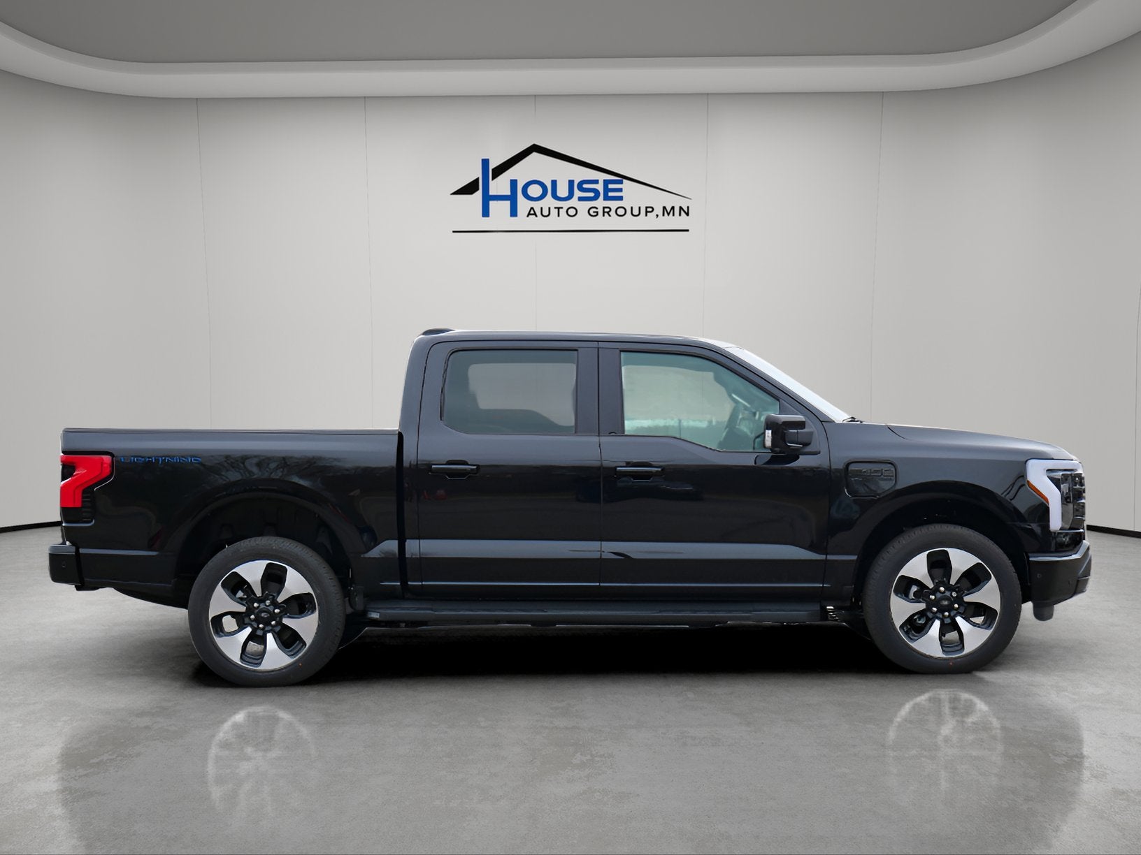 2023 Ford F-150 Lightning Platinum