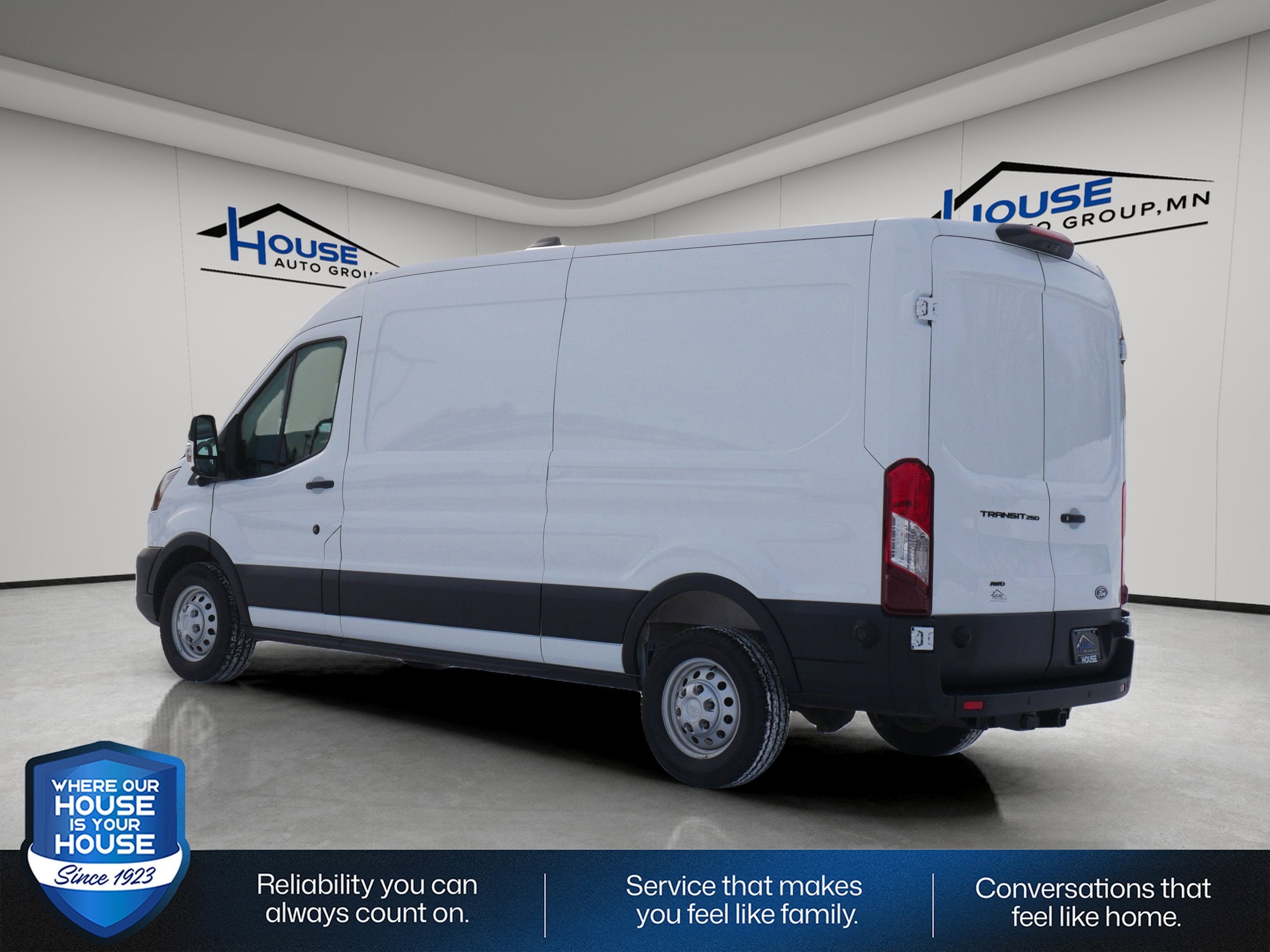 2026 Ford Transit Cargo Van Base