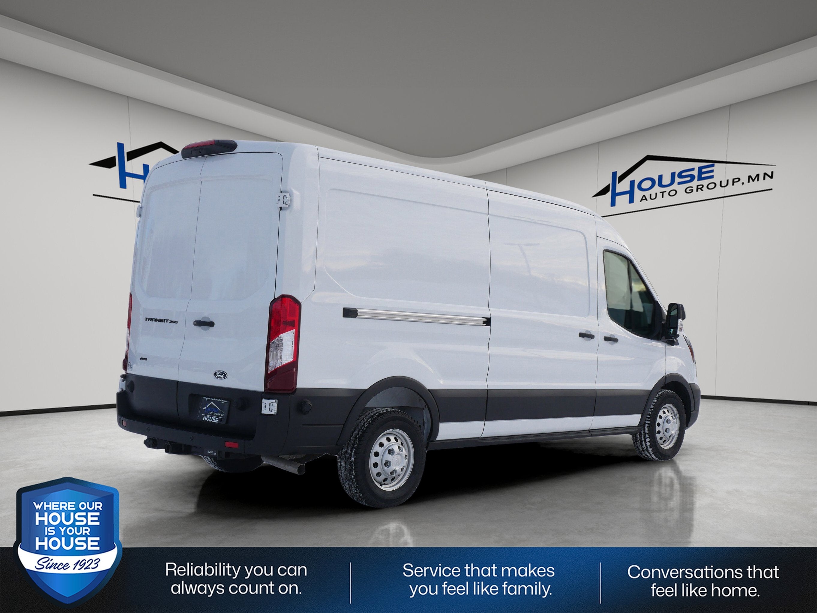 2026 Ford Transit Cargo Van Base