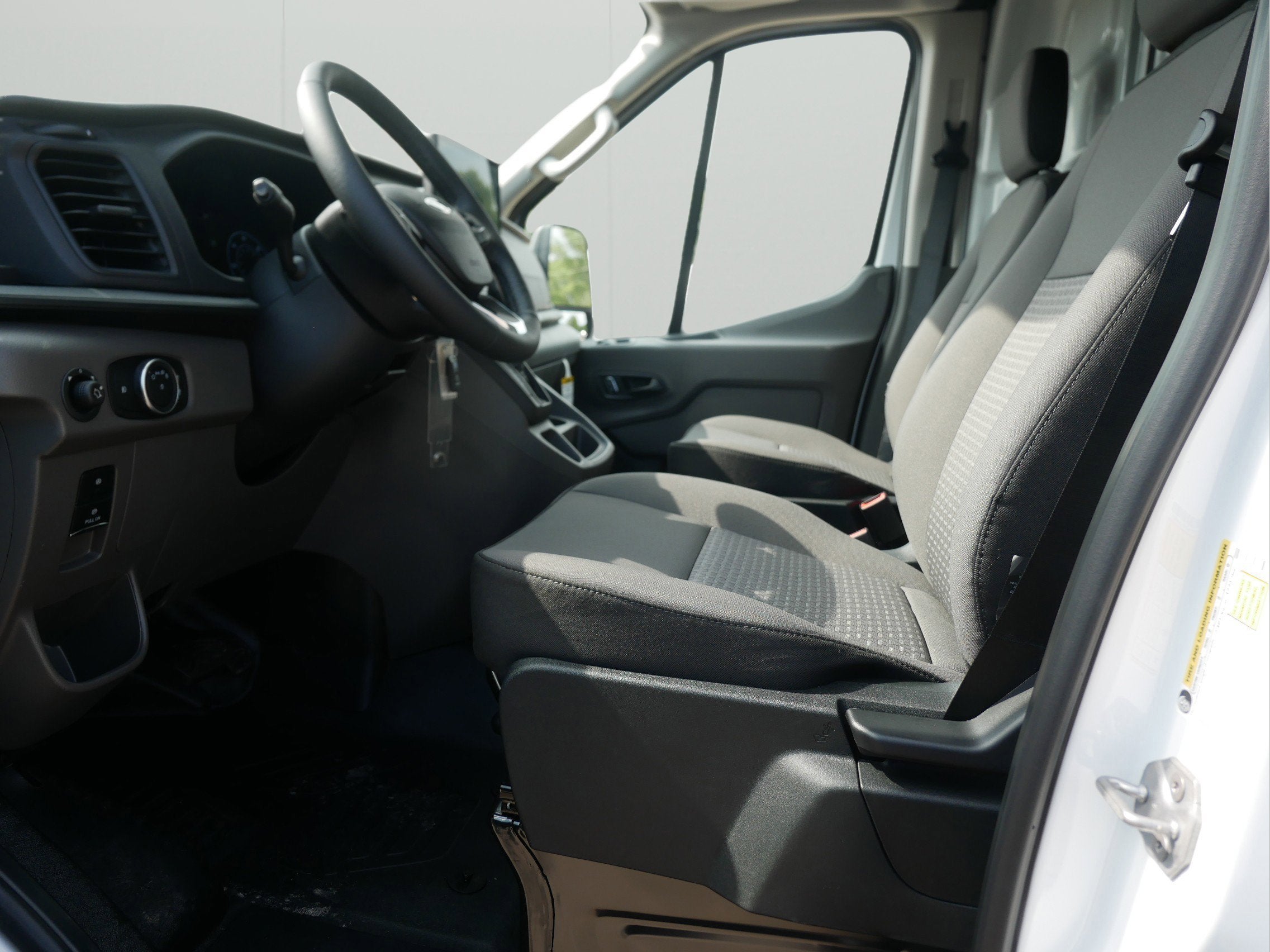 2025 Ford Transit Cargo Van Base