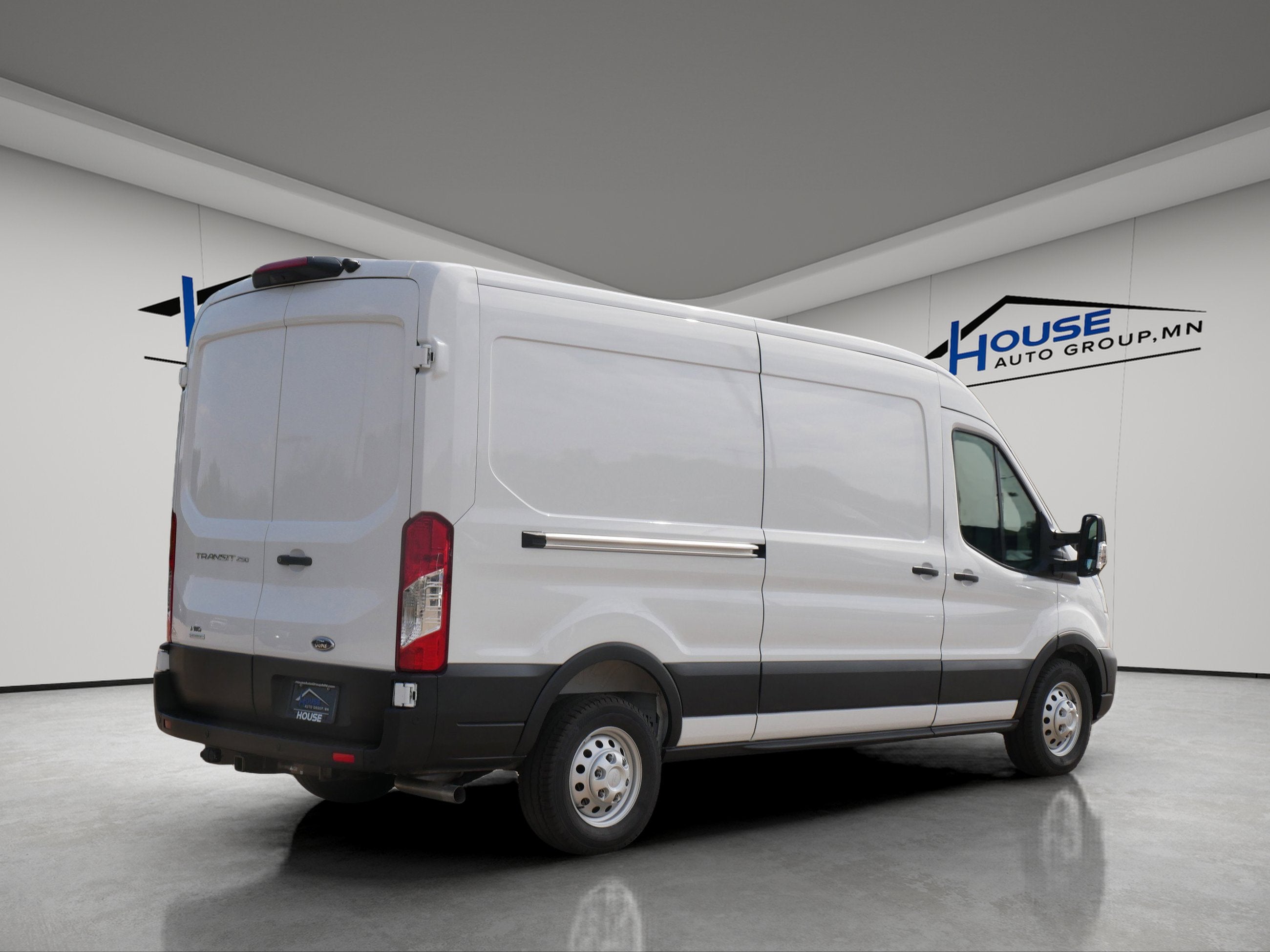 2025 Ford Transit Cargo Van Base