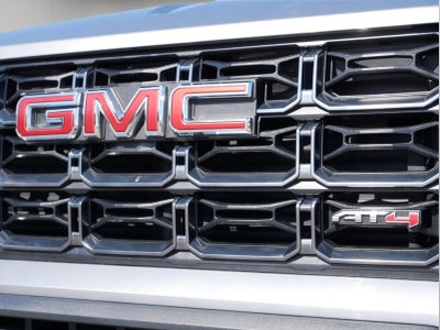 2023 GMC Canyon 4WD AT4