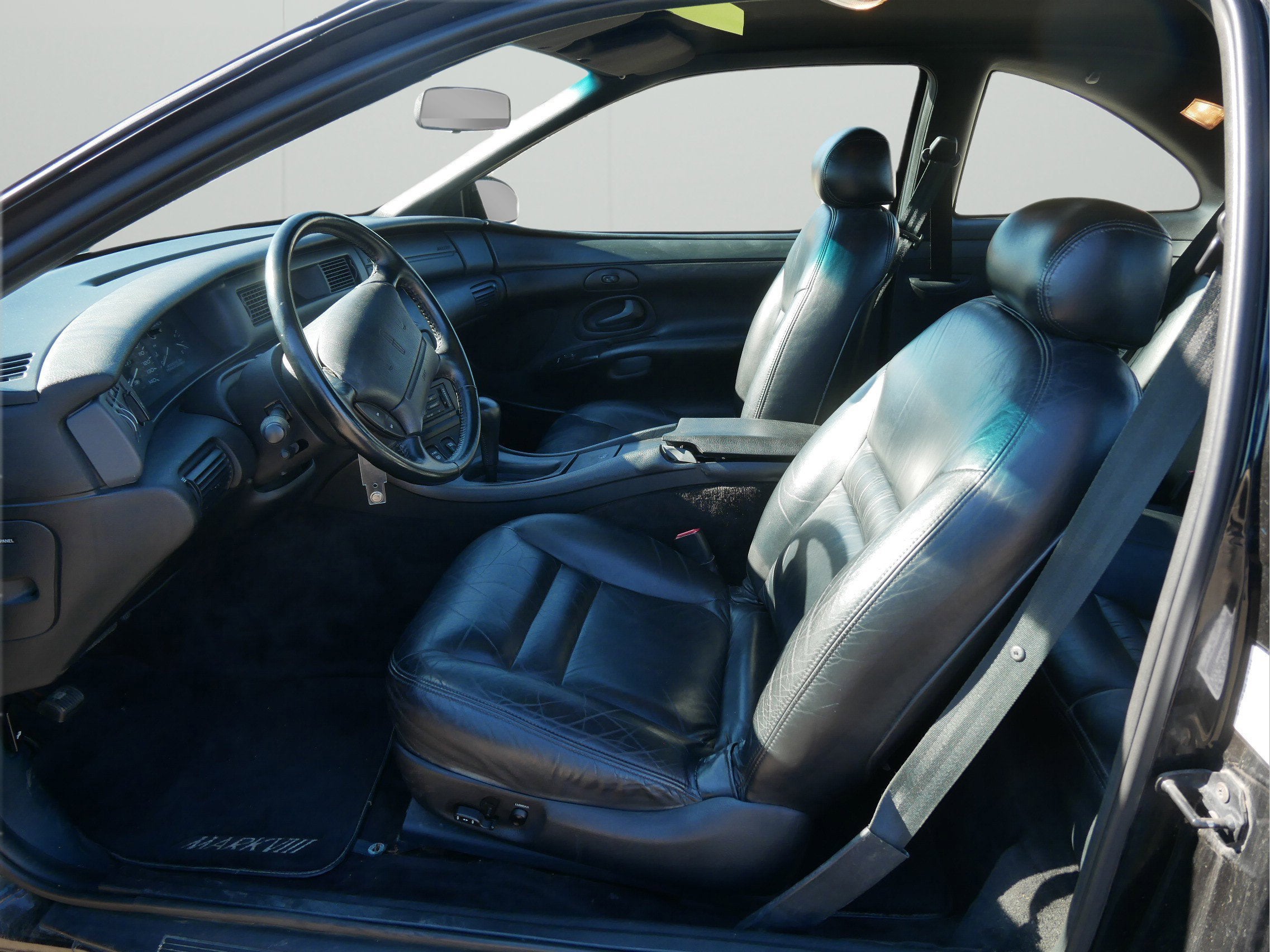 1993 Lincoln Mark VIII Base