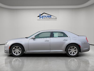 2017 Chrysler 300 Limited