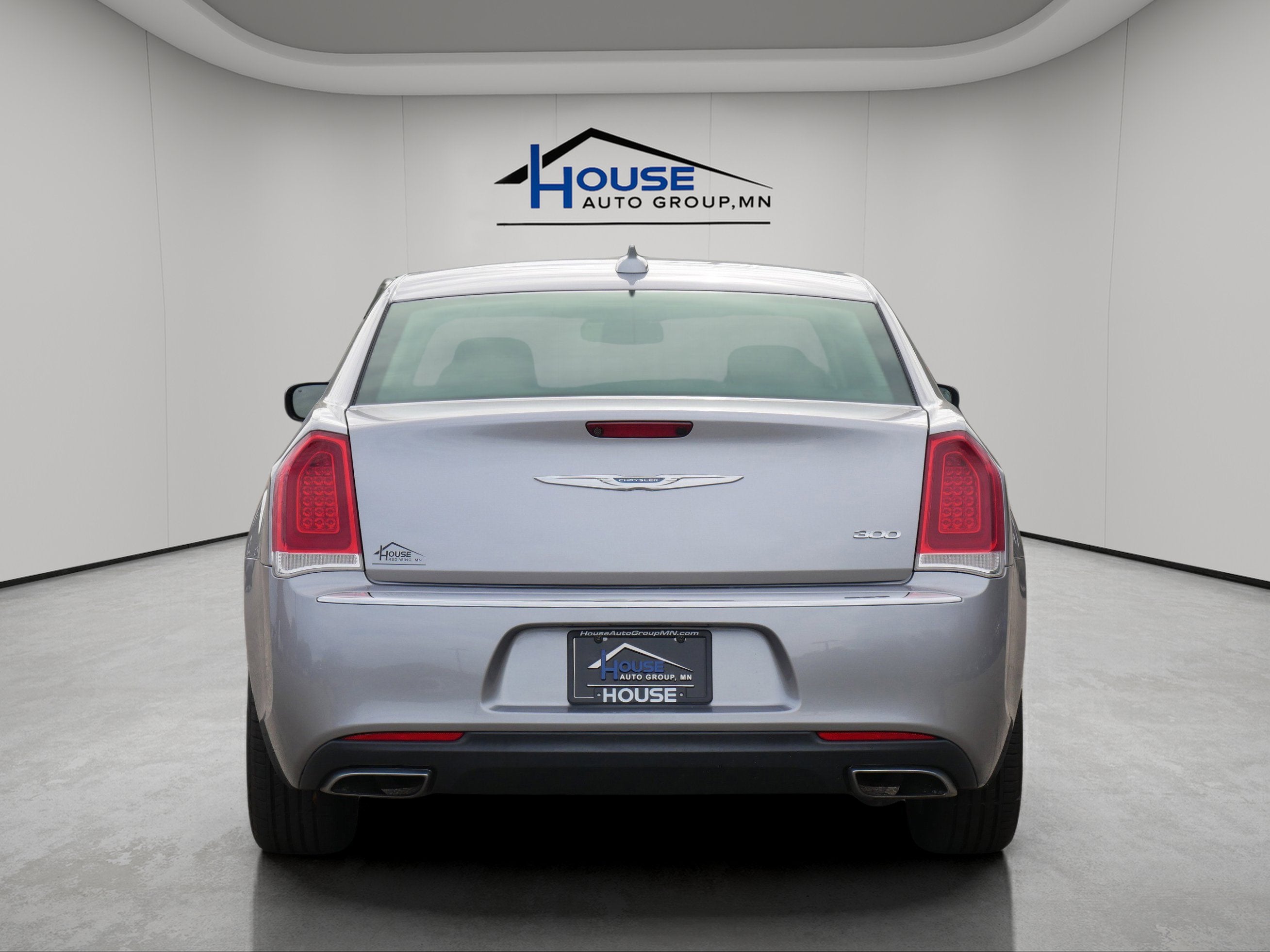 2017 Chrysler 300 Limited