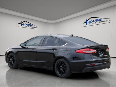 2020 Ford Fusion SE