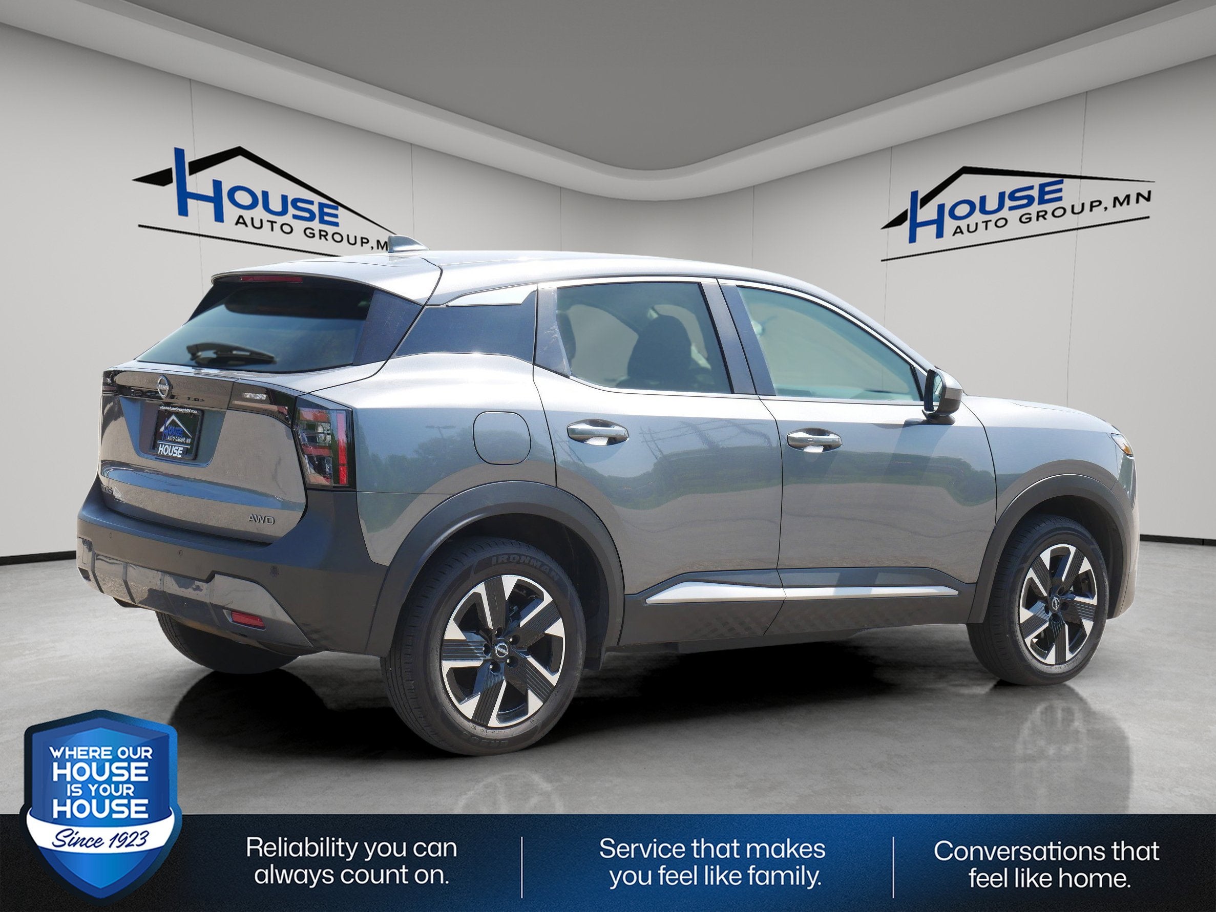 2025 Nissan Kicks SV