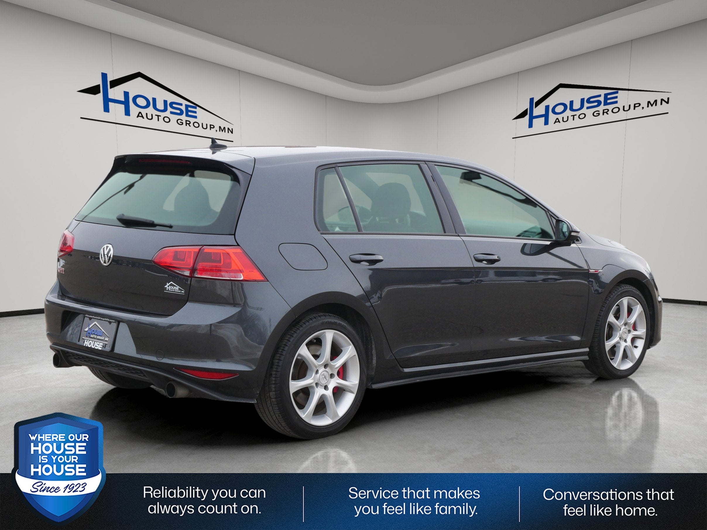 2017 Volkswagen Golf GTI Sport