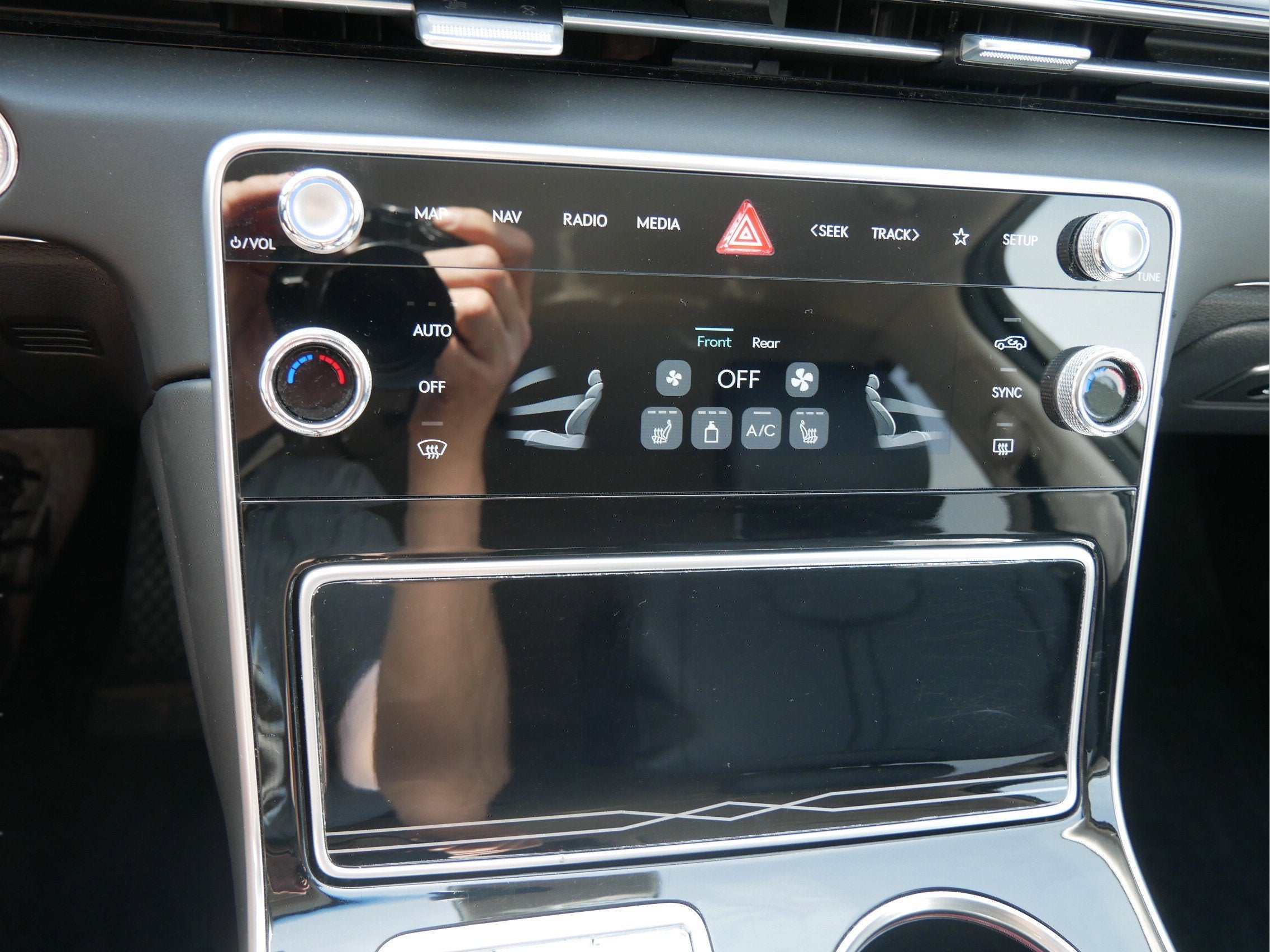 2025 Genesis GV80 2.5T Standard