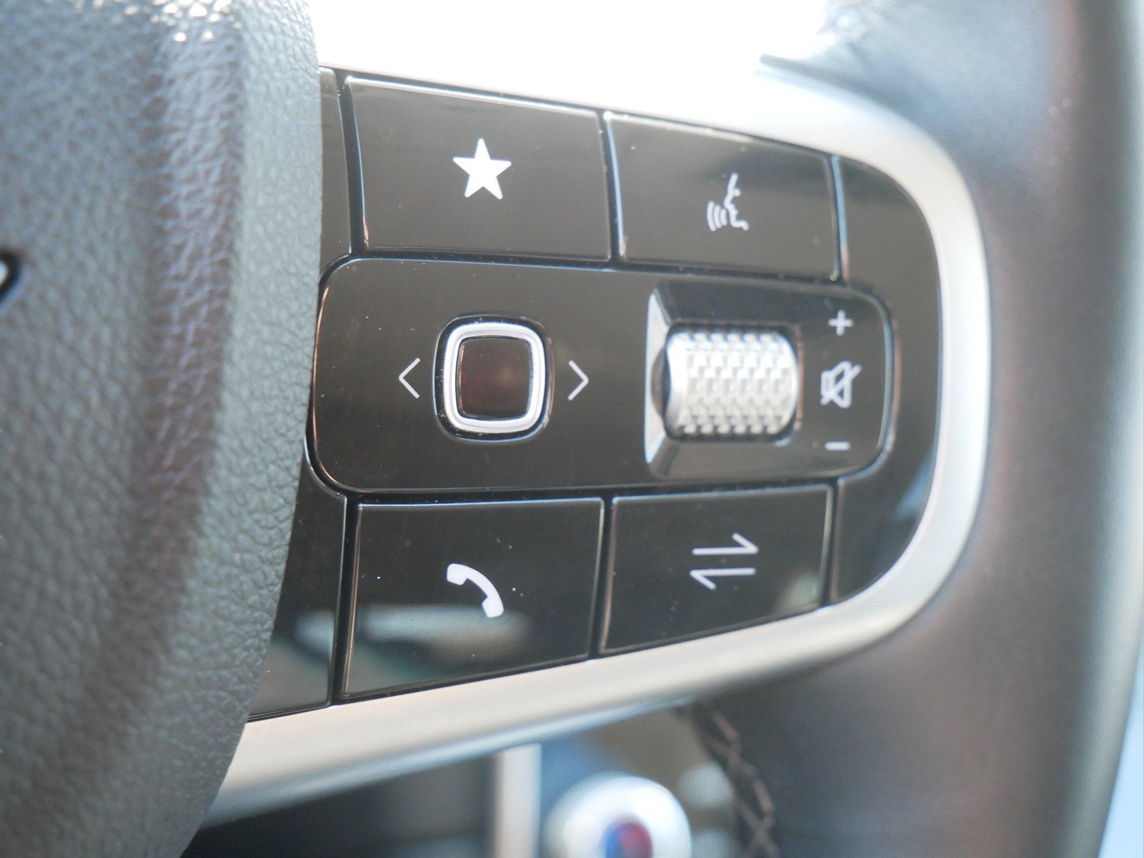 2025 Genesis GV80 Standard