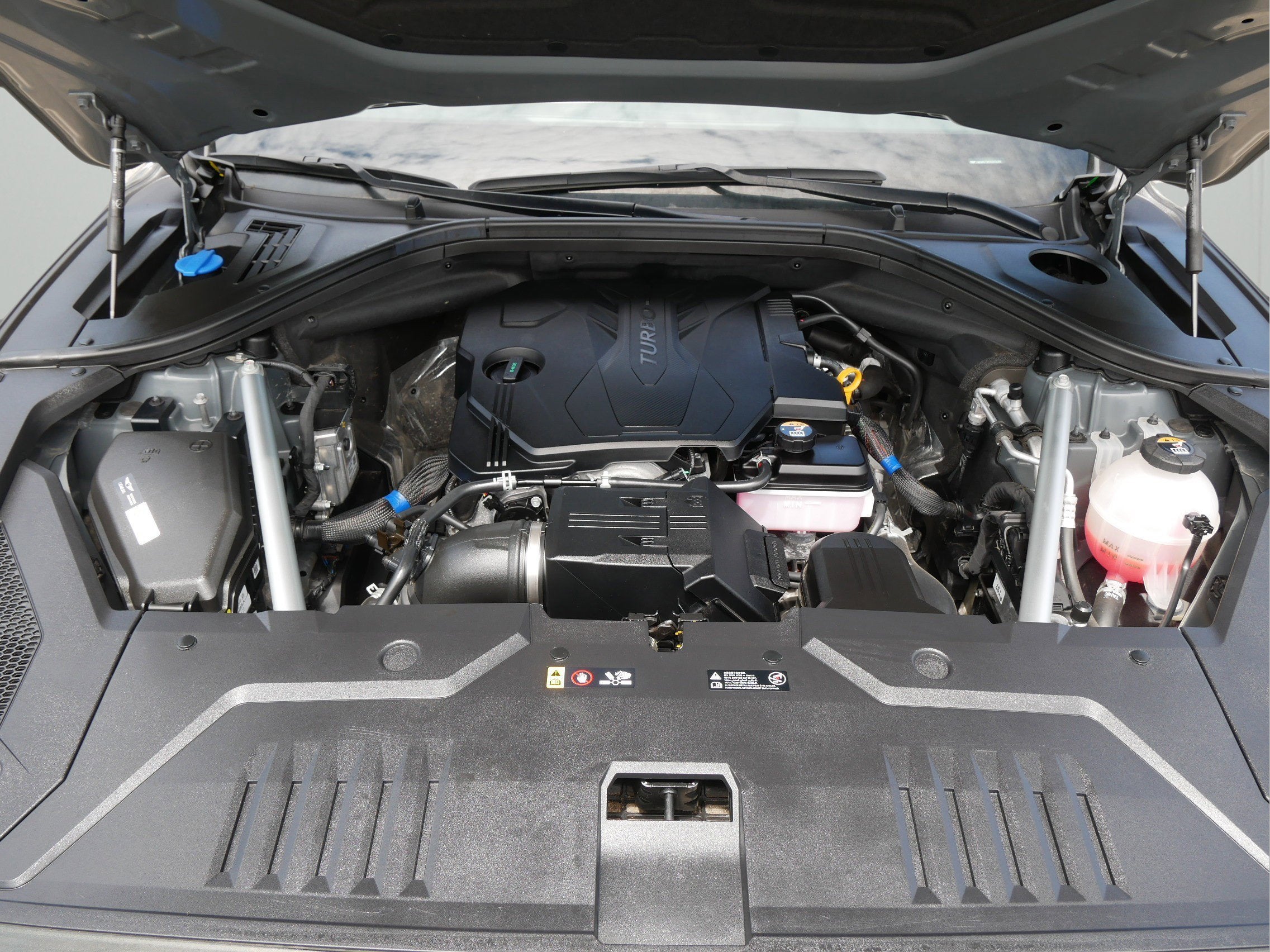 2025 Genesis GV70 2.5T