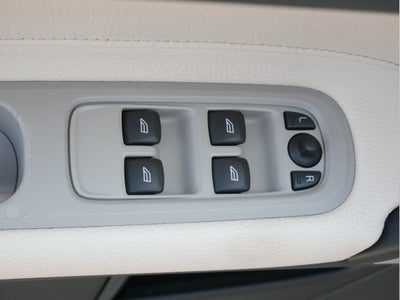 2012 Volvo C70 T5