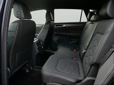 2025 Volkswagen Atlas Cross Sport SE 4Motion